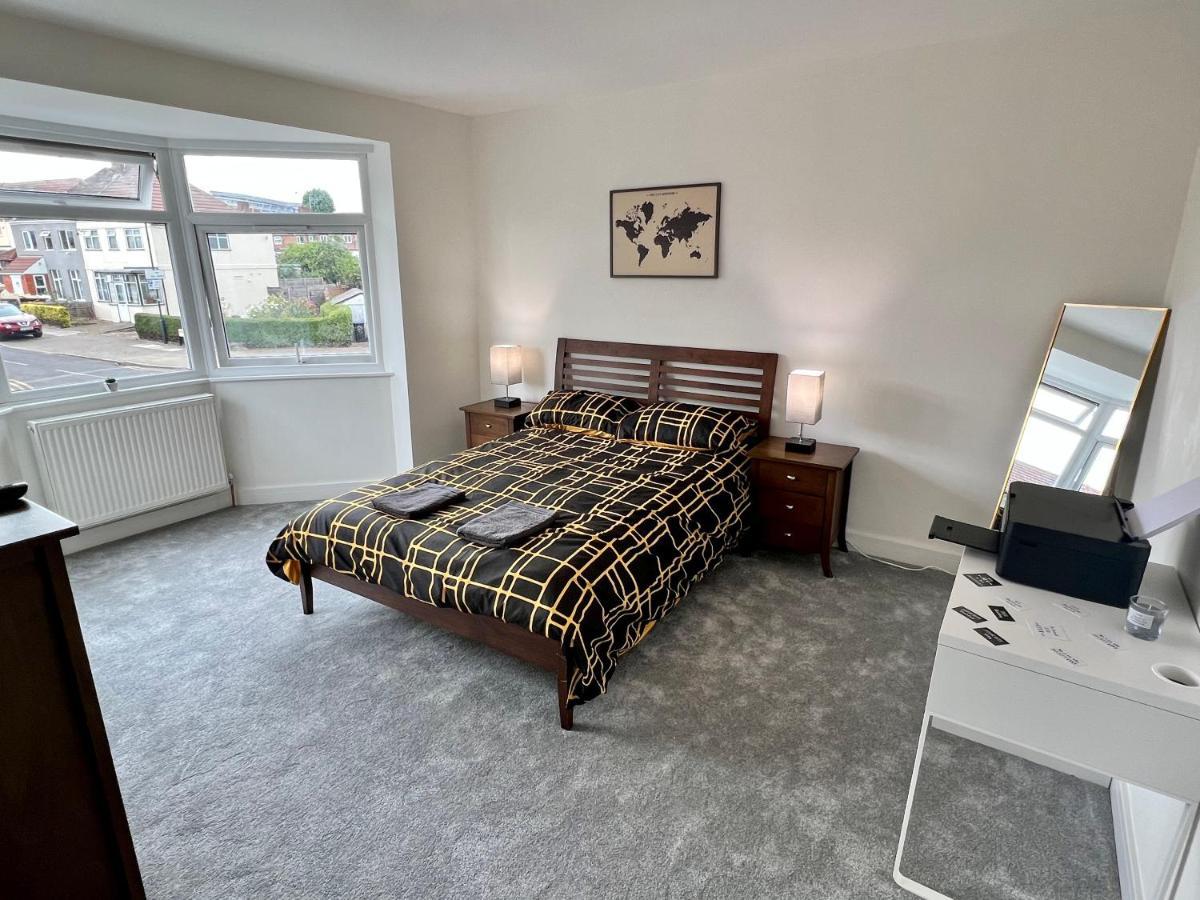 Wembley Stadium 5 Star Brand New Luxury Sleeps 14 With Parking Villa ลอนดอน ภายนอก รูปภาพ